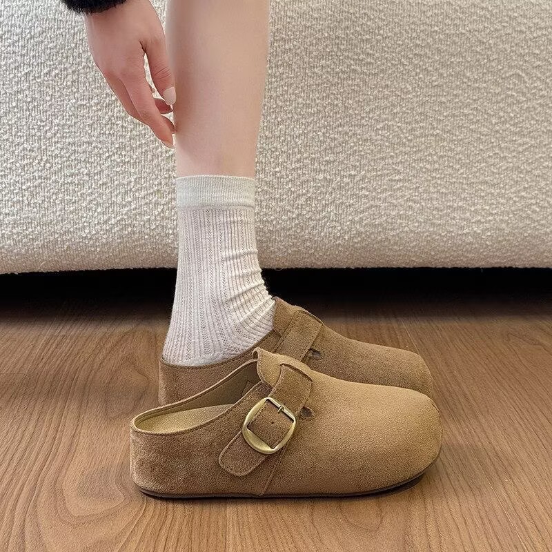 حذاء بوتيك بني سميك لنساء