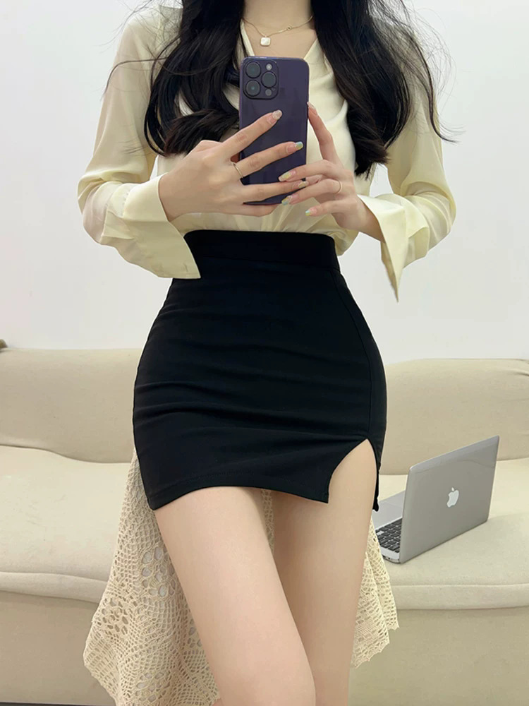 تنورة قصيرة سوداء لصيف بتصميم كوري مريح ومثير