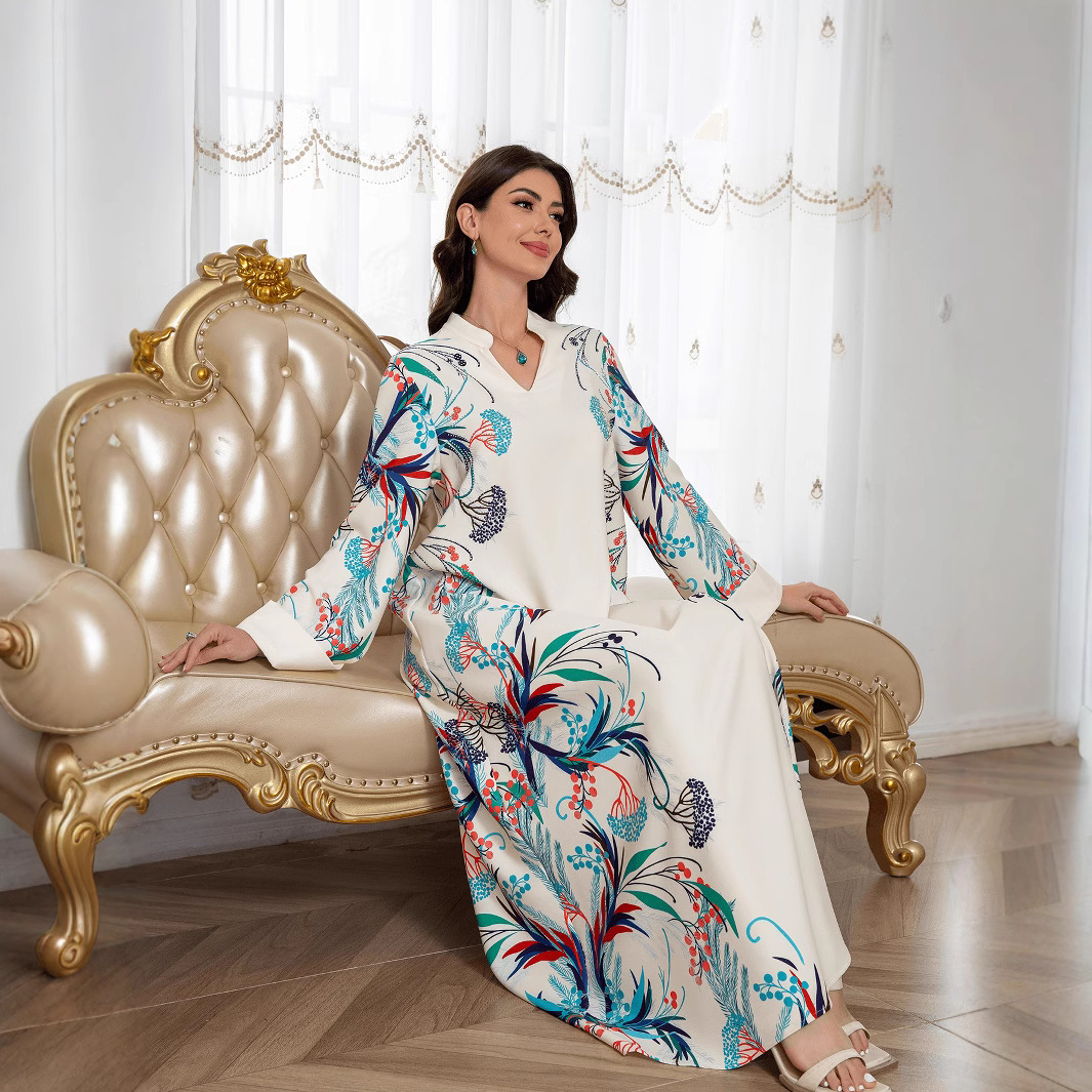 عباءة طويلة مطبوعة للمسلمات