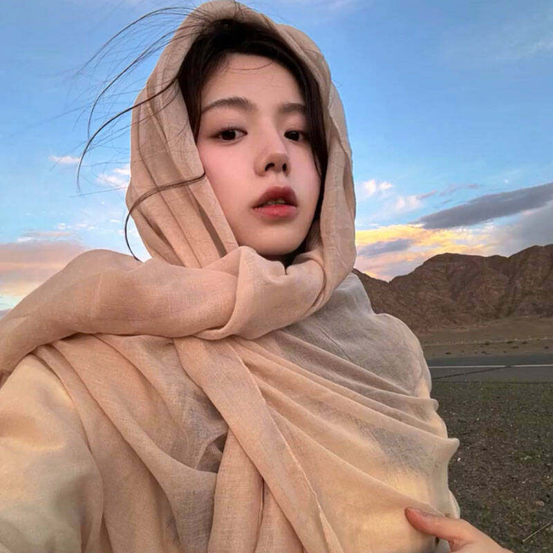 شال صيفي خفيف من القطن والمخمل للنساء