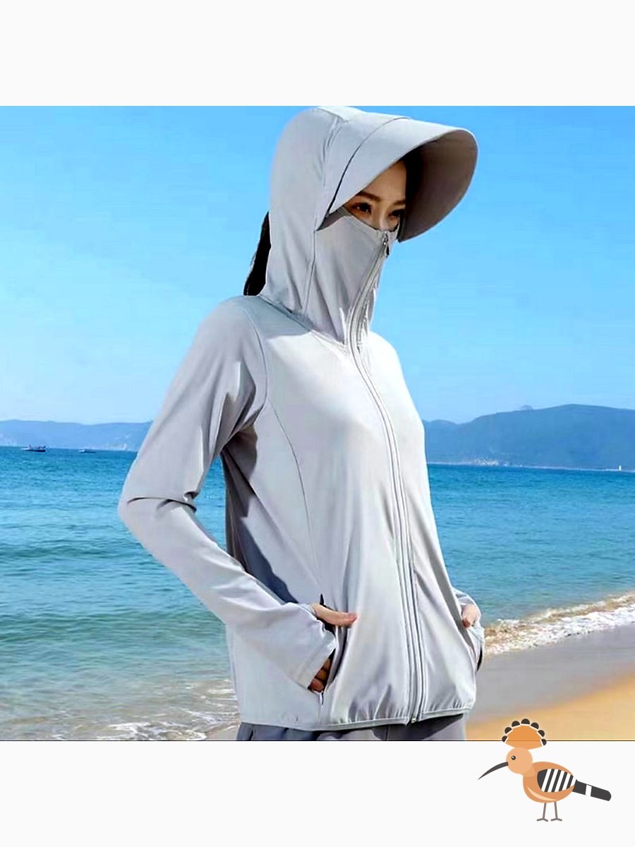 ملابس شاطئية لامعة لون فضي عاكس للشمس للنساء